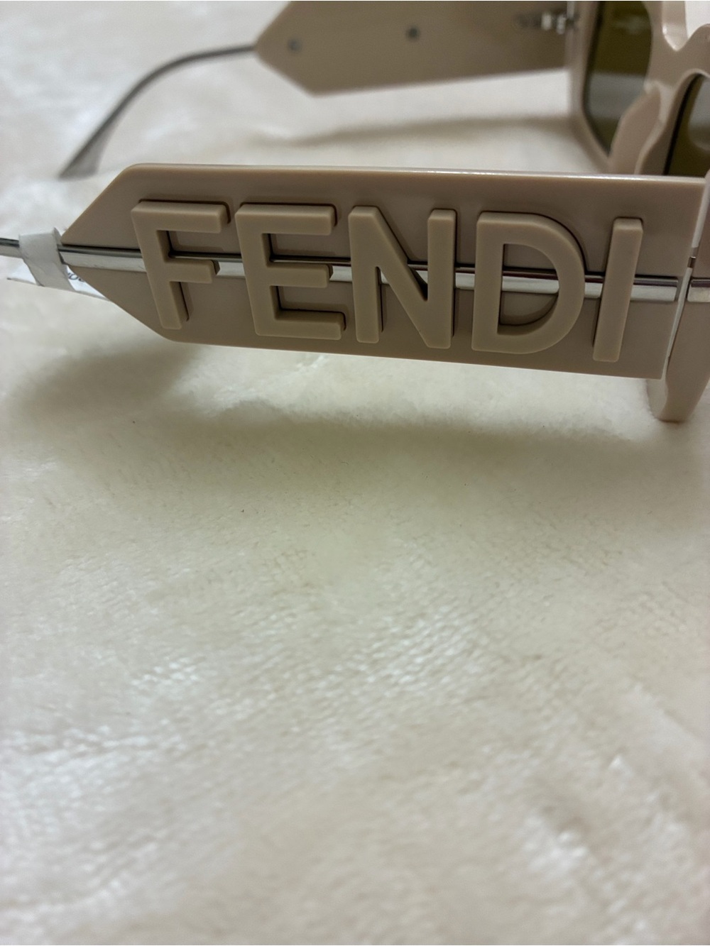 NWT Fendi Fendigraphy 51mm Sunglasses. $520 retail. Unisex - Picture 6 of 10